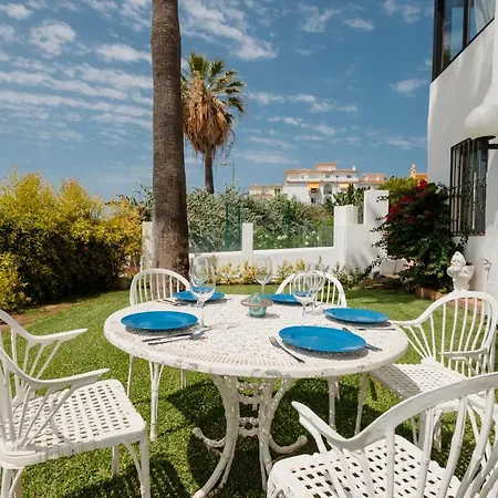 Apartment Home, With Direct Access To The Beach, Sea Views And South Facing, In Puerto Banus Marbella