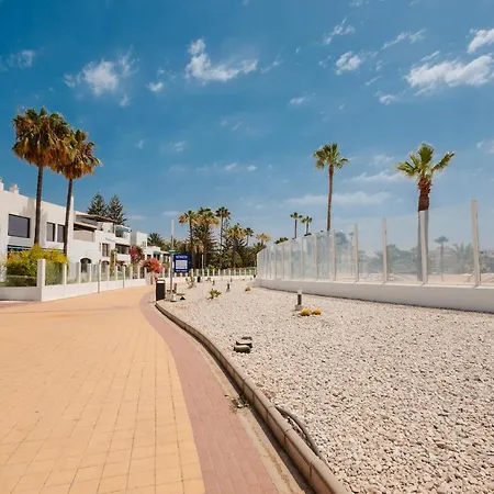 Home, With Direct Access To The Beach, Sea Views And South Facing, In Puerto Banus Apartment *
