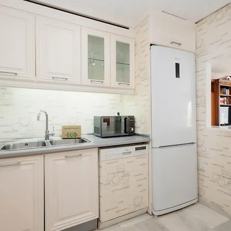 Home, With Direct Access To The Beach, Sea Views And South Facing, In Puerto Banus Apartment Marbella