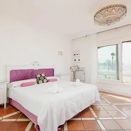 Home, With Direct Access To The Beach, Sea Views And South Facing, In Puerto Banus * Marbella